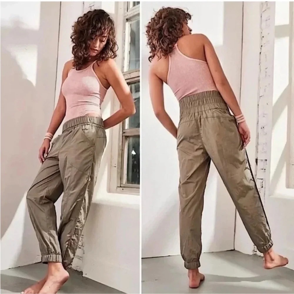 FREE PEOPLE MOVEMENT The Way Home Jogger Pants Womens Medium Green Athleisure